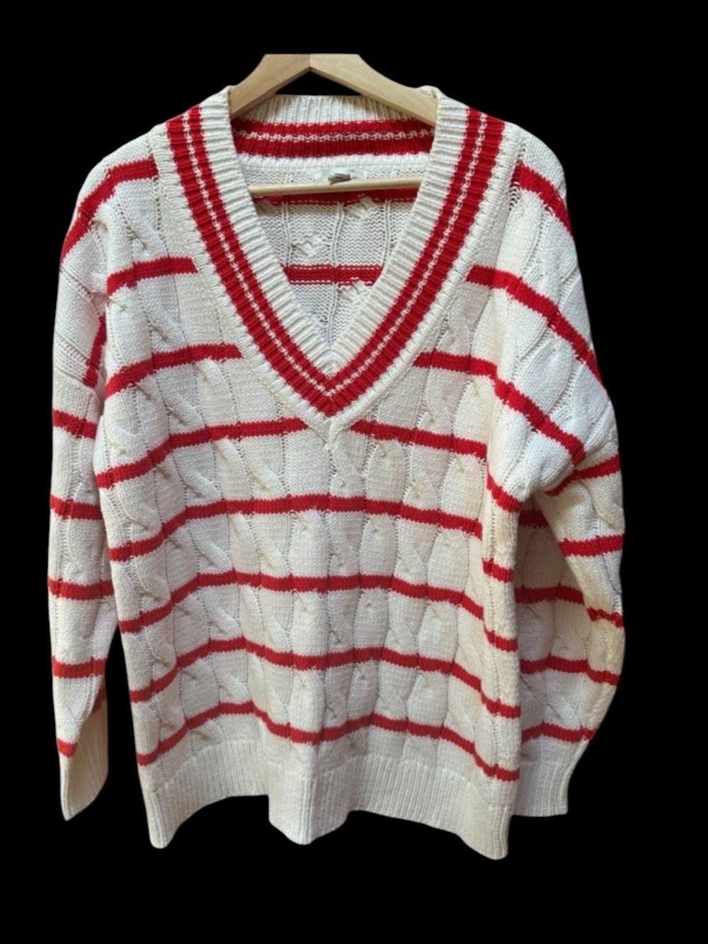 NWOT On 34th Cable Knit V-Neck Sweater